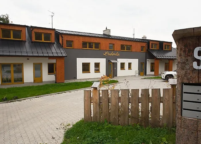Ludmila - 9